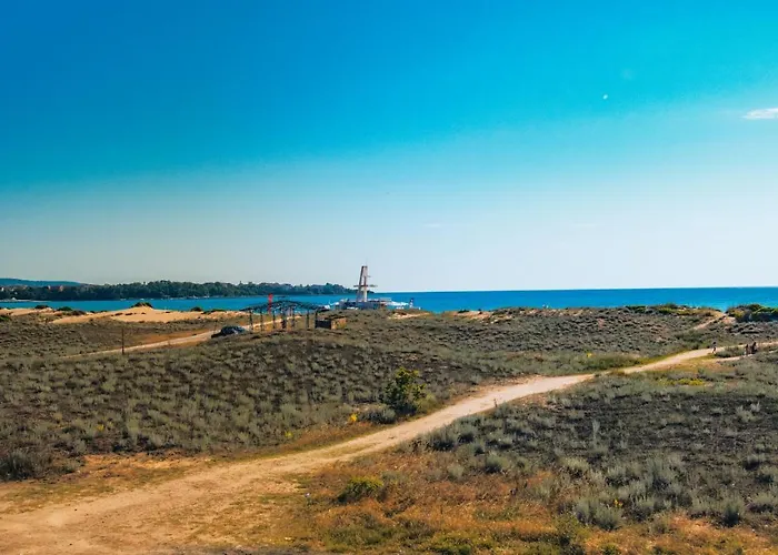 Zornitsa Aparthotel 4*